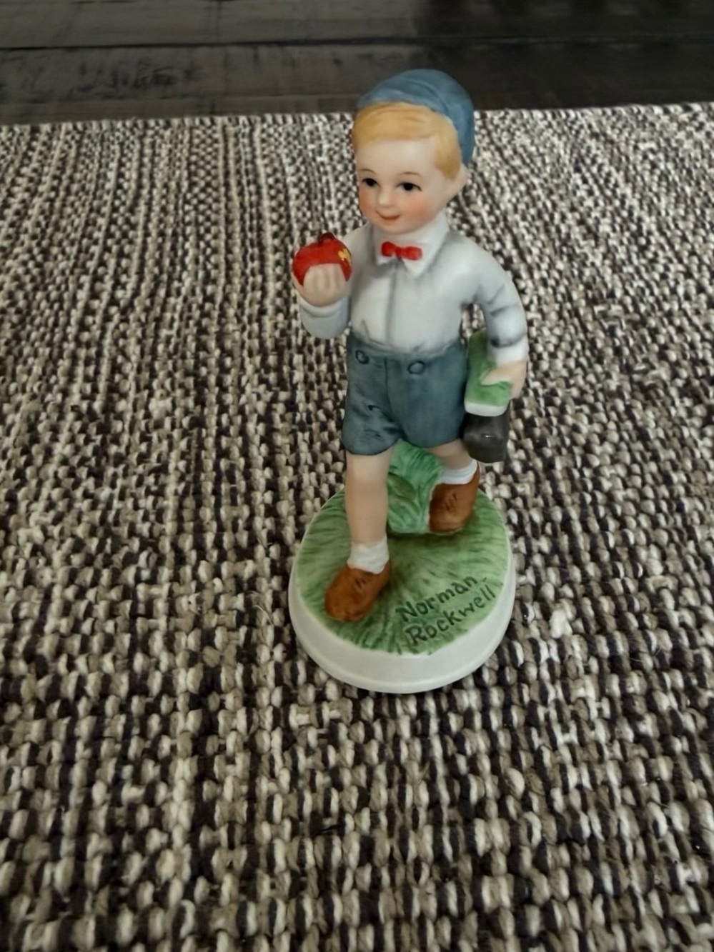 Vintage Boy With An Apple Figurine “Teacher’s  Pet” Norman Rockwell - 1980 RSL